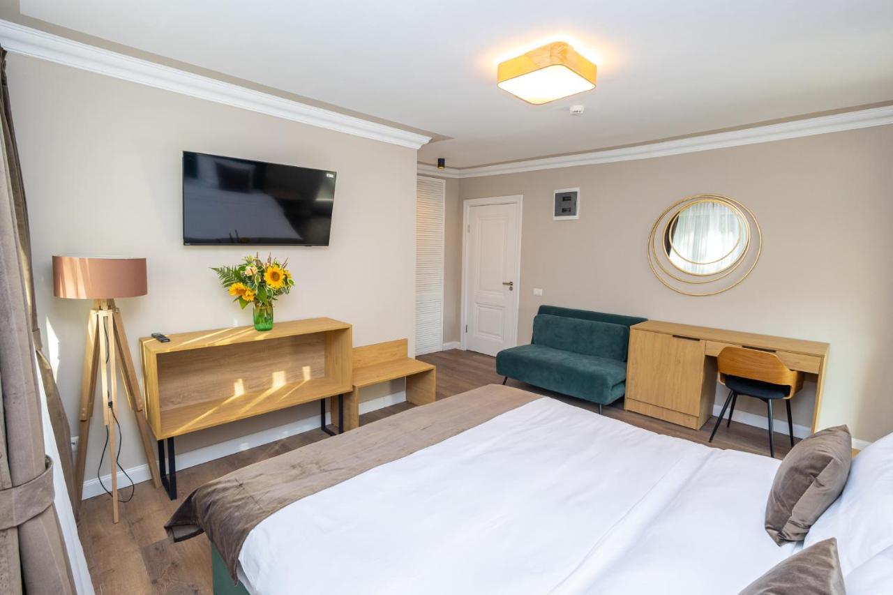 B59 Boutique Hotel คัมพูลุง โมลโดเวเนสค์ ภายนอก รูปภาพ